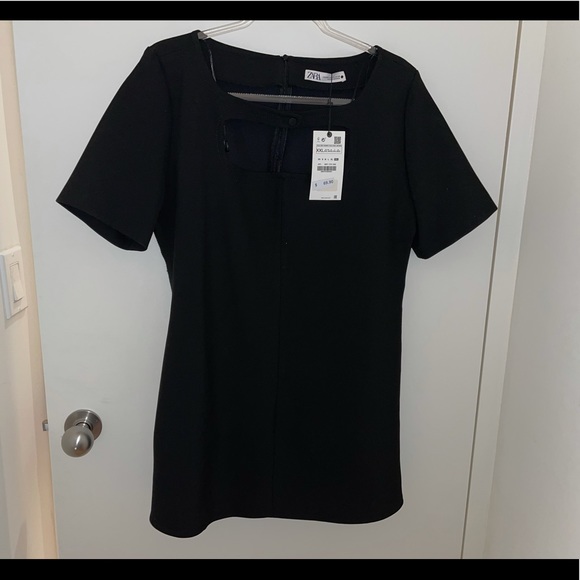 Zara Dresses & Skirts - Zara cut out dress 💥NWT💥